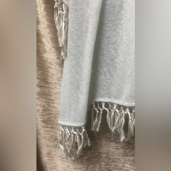 Lulumari Fringe Floral Embroidery Vest - Picture 14 of 16